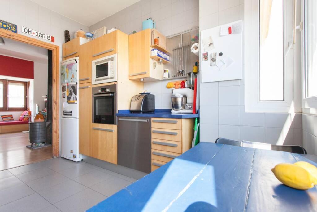 Apartamento A Los Pies Del Alcazar Sevilla Bagian luar foto