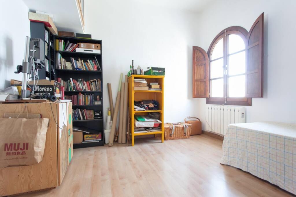 Apartamento A Los Pies Del Alcazar Sevilla Bagian luar foto