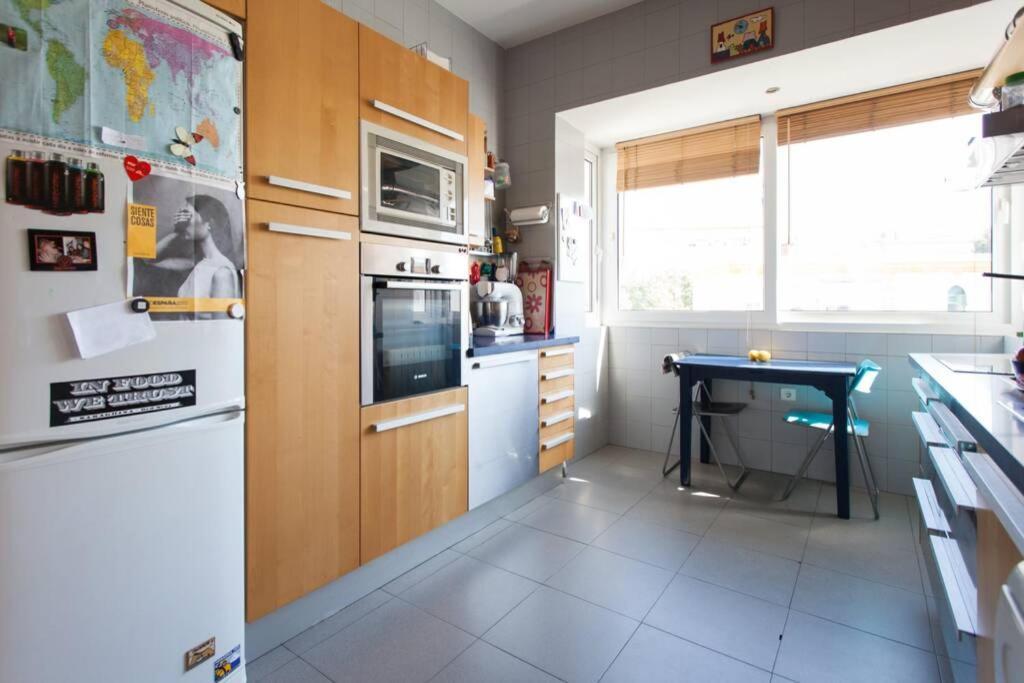 Apartamento A Los Pies Del Alcazar Sevilla Bagian luar foto