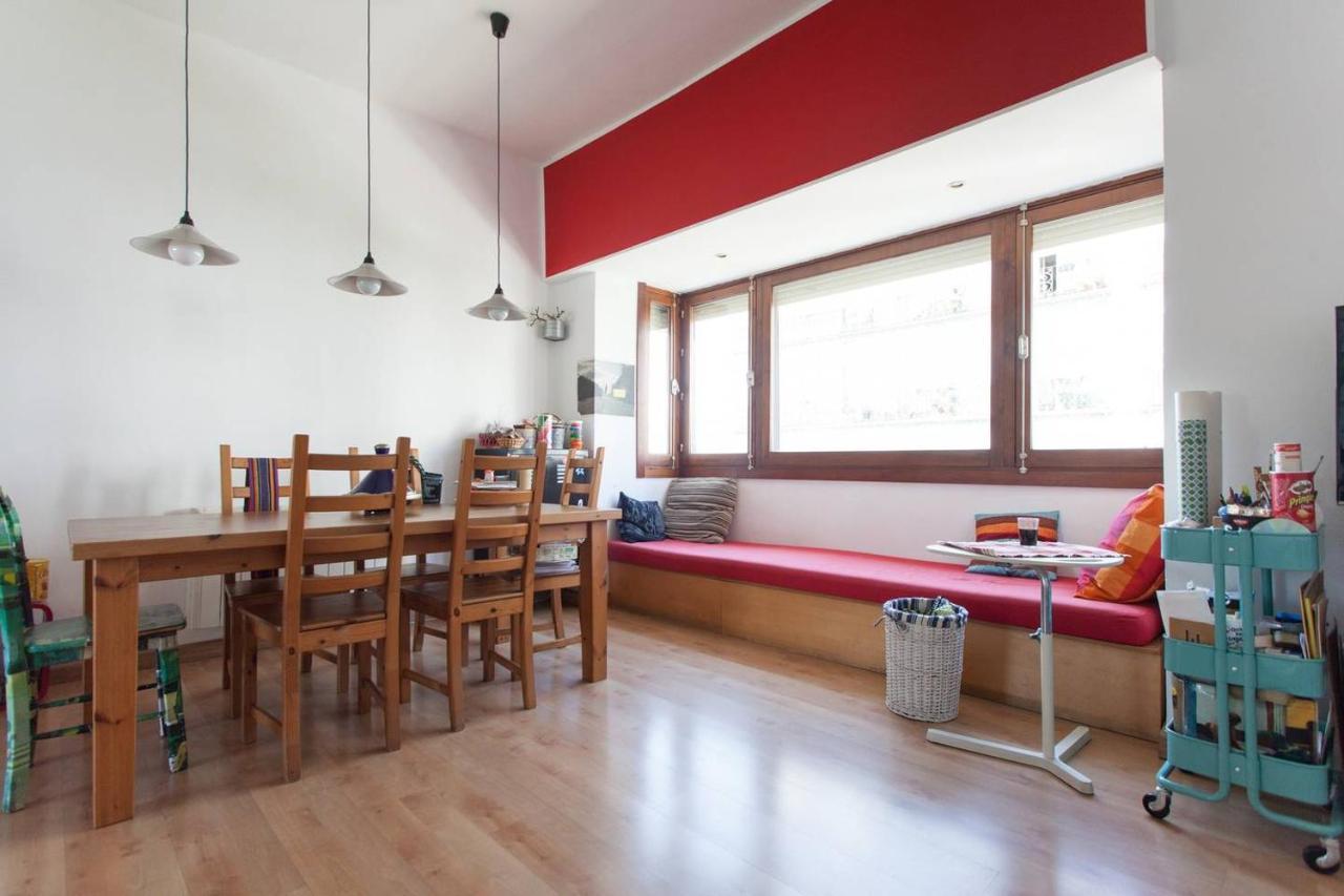 Apartamento A Los Pies Del Alcazar Sevilla Bagian luar foto