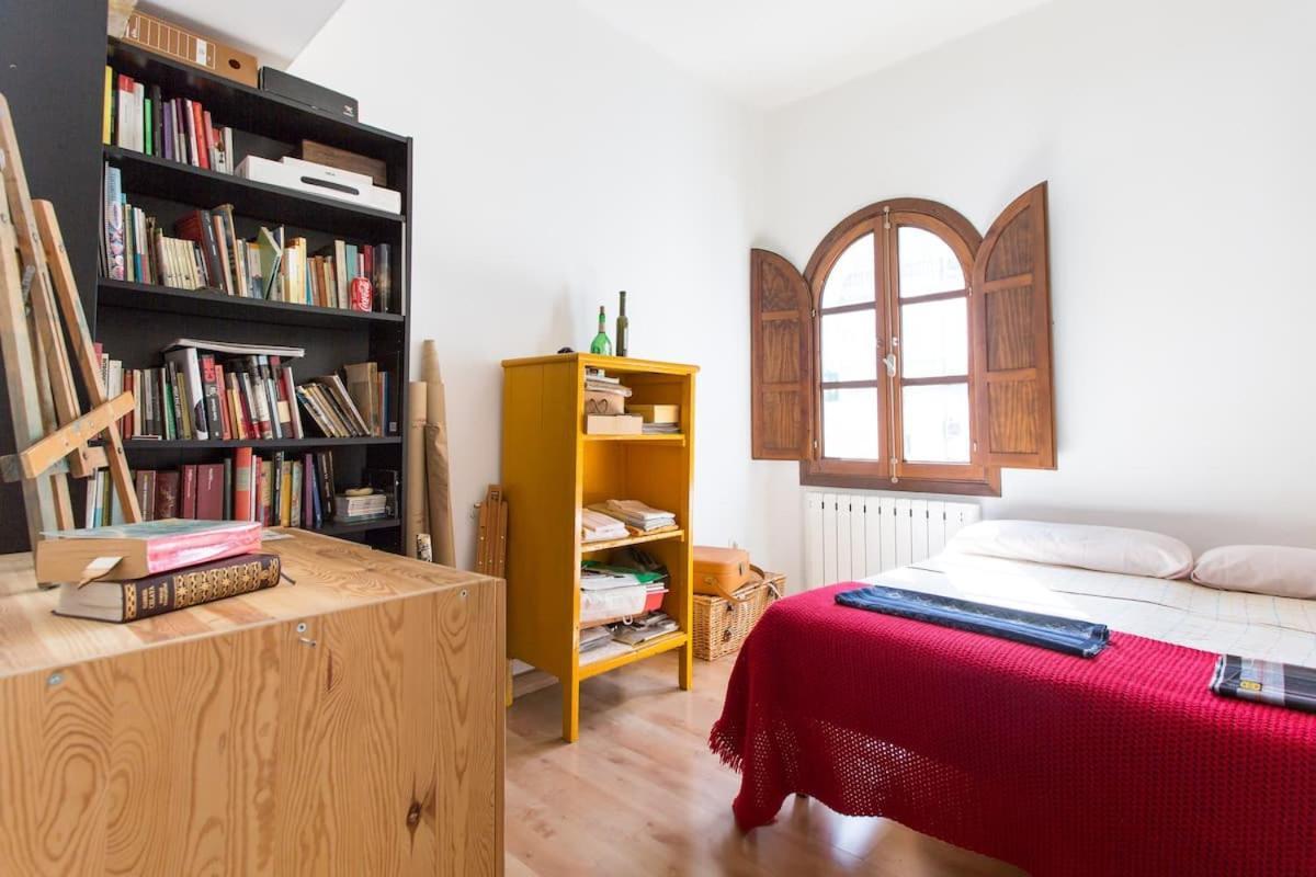 Apartamento A Los Pies Del Alcazar Sevilla Bagian luar foto
